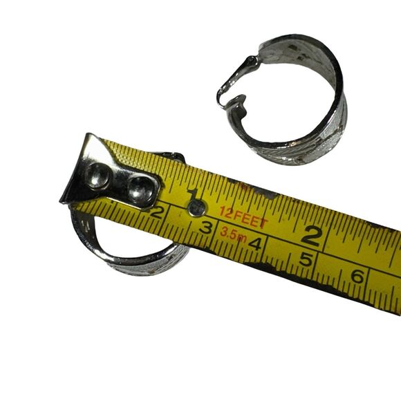 Vintage Clip On Hoop Earrings Silver Tone Textured - Picture 5 of 5